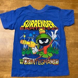 Vintage 1990s Marvin the Martian Surrender kids shirt